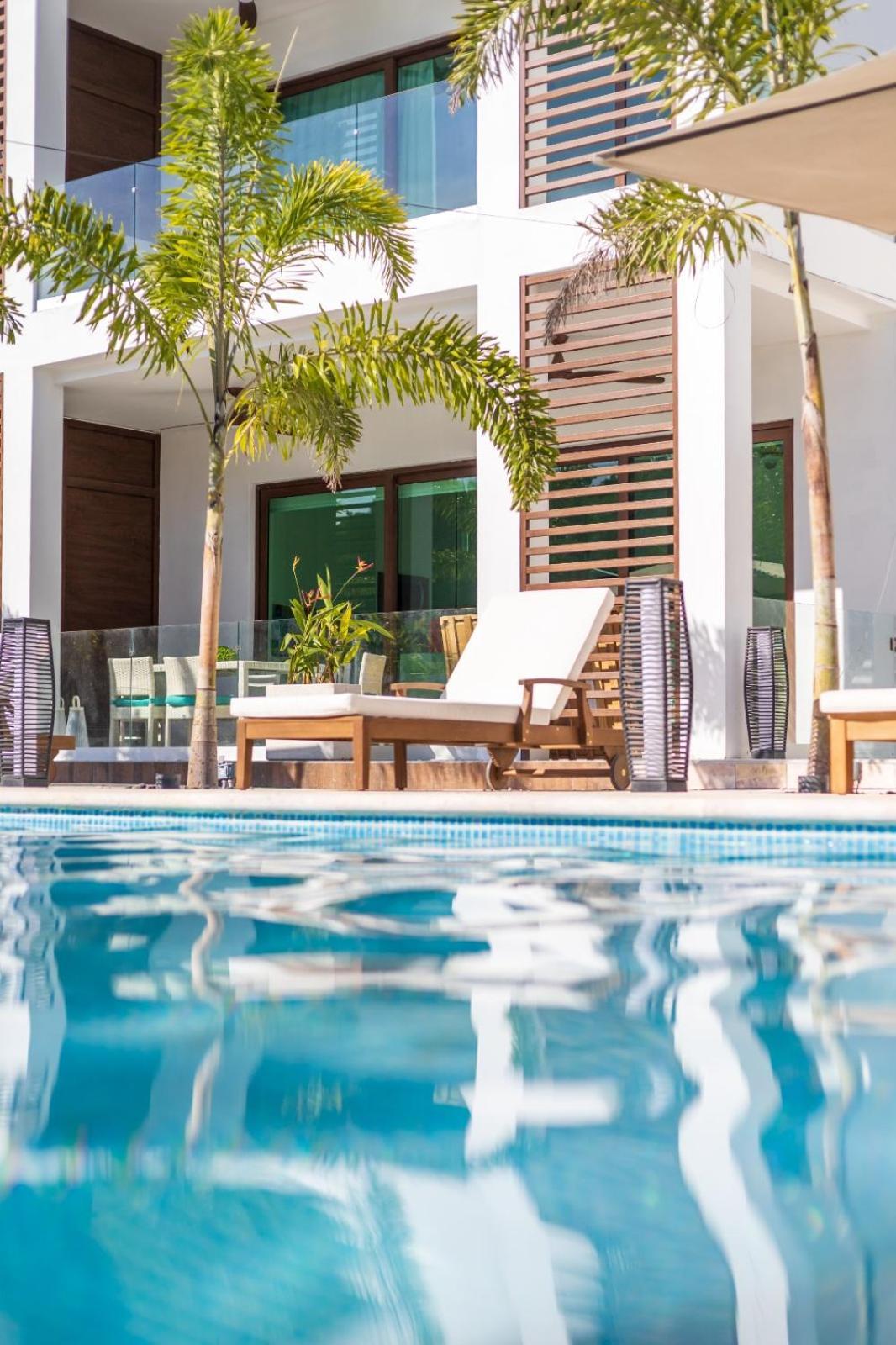 Acqua Di Mare Resort West Bay Eksteriør billede